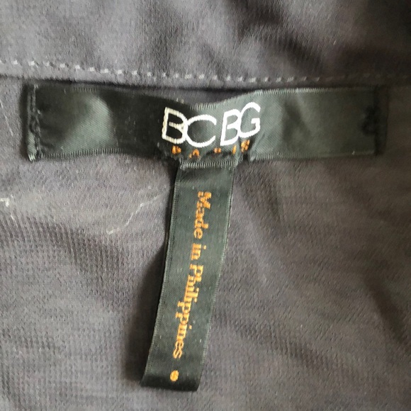 Sheer BCBG crop top - Picture 3 of 3